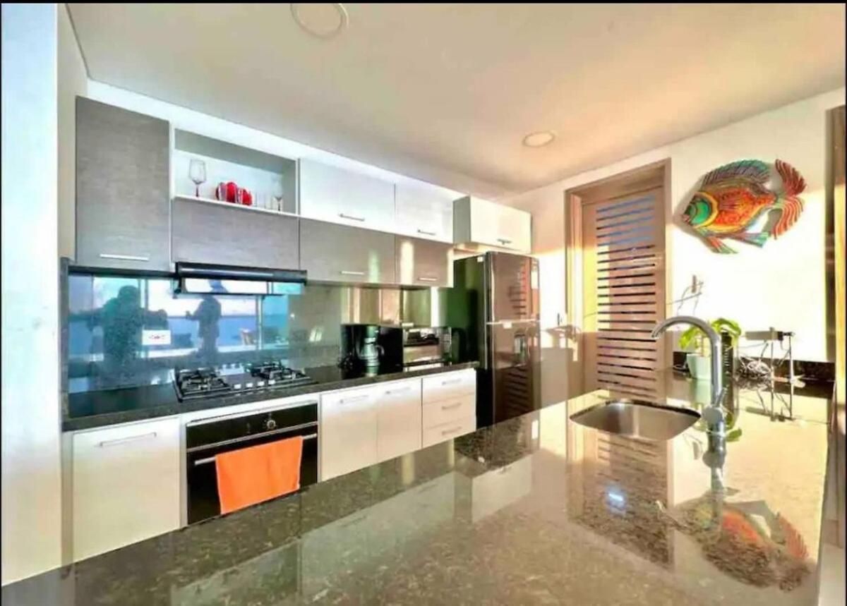 Large 3br With Beautiful Ocean Views Apartamento *
