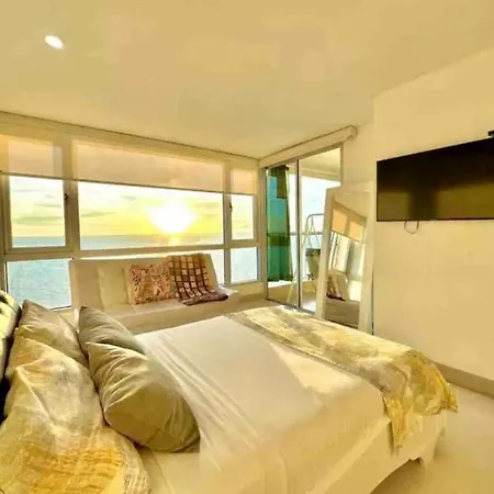 Apartamento Large 3br With Beautiful Ocean Views Cartagena