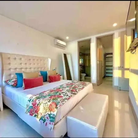 Apartamento Large 3br With Beautiful Ocean Views *