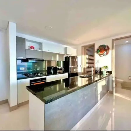 Large 3br With Beautiful Ocean Views